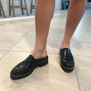 M. Gemi Black women’s slip on Mule